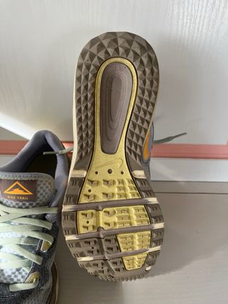 Nike Zegama Trail Running Shoes