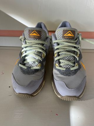 Nike Zegama Trail Running Shoes