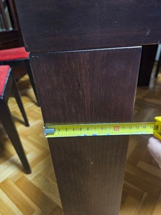 Mesa de salón extensible de madera