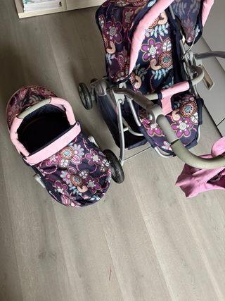 Carrito de muñecas con bolso
