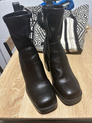 Botas negras de plataforma