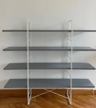 Estantería Ikea Enetri Gris y Blanca de segunda mano por 290 EUR