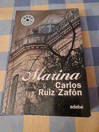 Marina (Best Seller (Edebe)) (Spanish Edition)