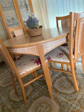 Muebles comedor completo.