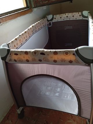 Cuna de viaje infantil