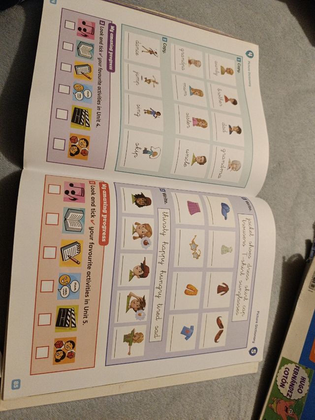 Amazing Rooftops 1. Class Book