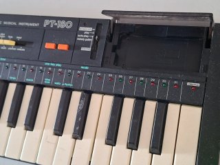 Teclado Casio PT-180