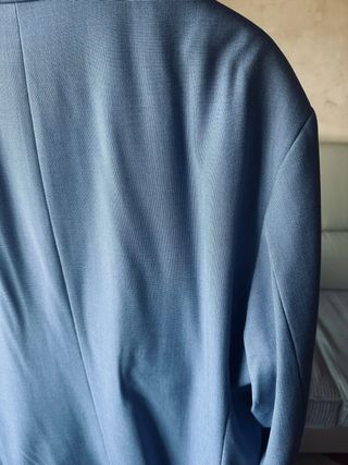 Traje Zara Azul Talla 44 y 46 pantalón elastan.