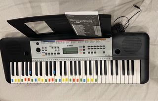 Teclado Yamaha YPT-260