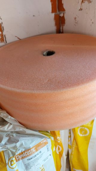 Material para aislamiento acústico Chova