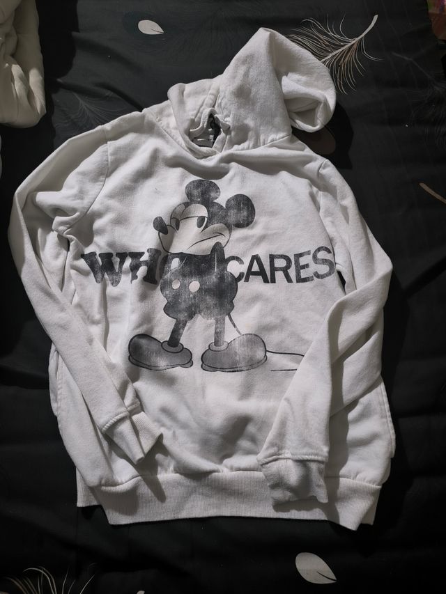 Sudadera Disney Mickey Who Cares