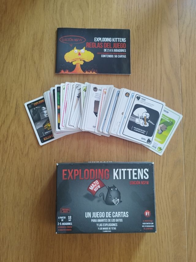 Exploding Kittens NSFW Juego de Cartas
