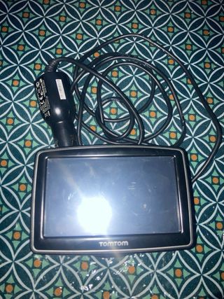 TomTom GPS con cargador y funda