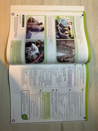 Complete First Students Book (ingles)