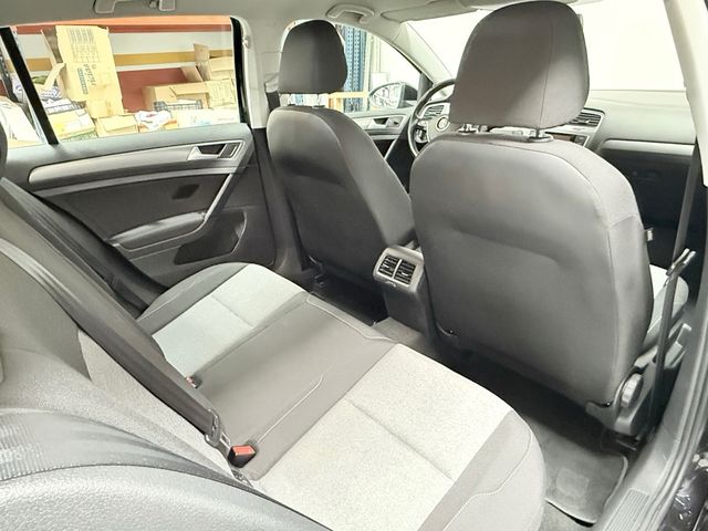 Volkswagen Golf 2015