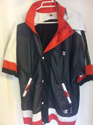 Chaleco Champion Negro y Rojo Talla M