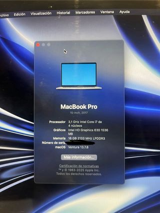 MacBook Pro 15’ Gris Espacial + funda + cable usbc