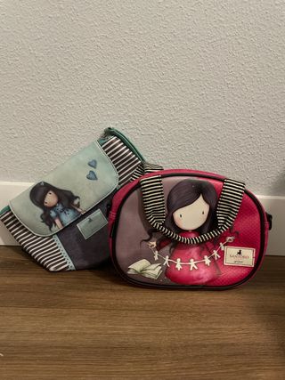 Dos neceseres Gorjuss amplios