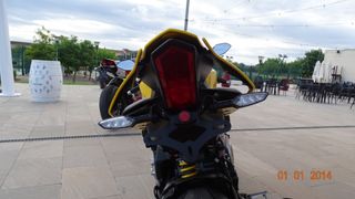 Yamaha R1 60 Aniversario