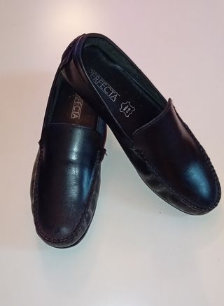 Mocasines de piel Perfecta negros