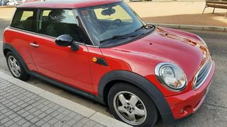 Mini One R56 gasolina. Muy cuidado.