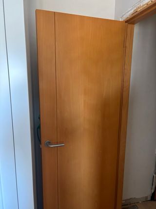 Pack 2 puertas macizas + 4 puertas madera