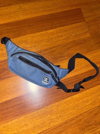 Riñonera DC azul