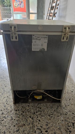 Congelador horizontal blanco marca new pol