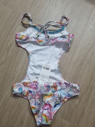 Bañador niña estampado tropical