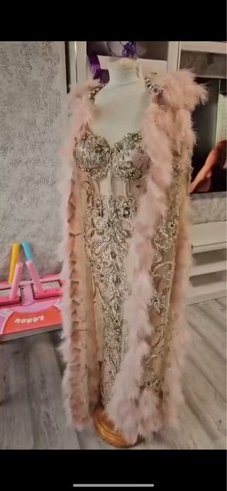 Vestido de boda gitana dorado y rosa