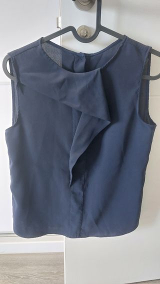 Blusa azul marino sin mangas