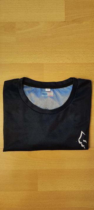 *NUEVA* Camiseta Lebrón