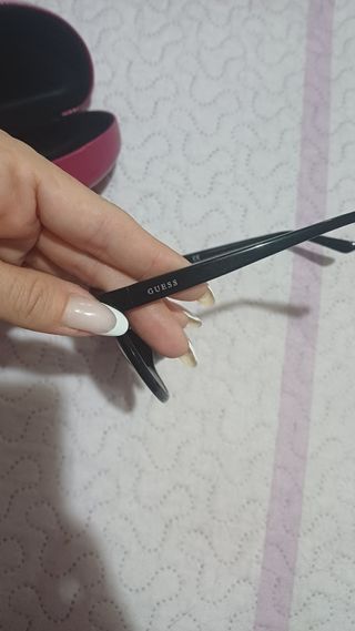 Gafas de sol Guess negras