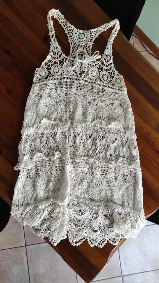 Copricostume uncinetto bianco