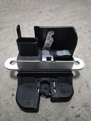Cerradura maletero Seat León 2 