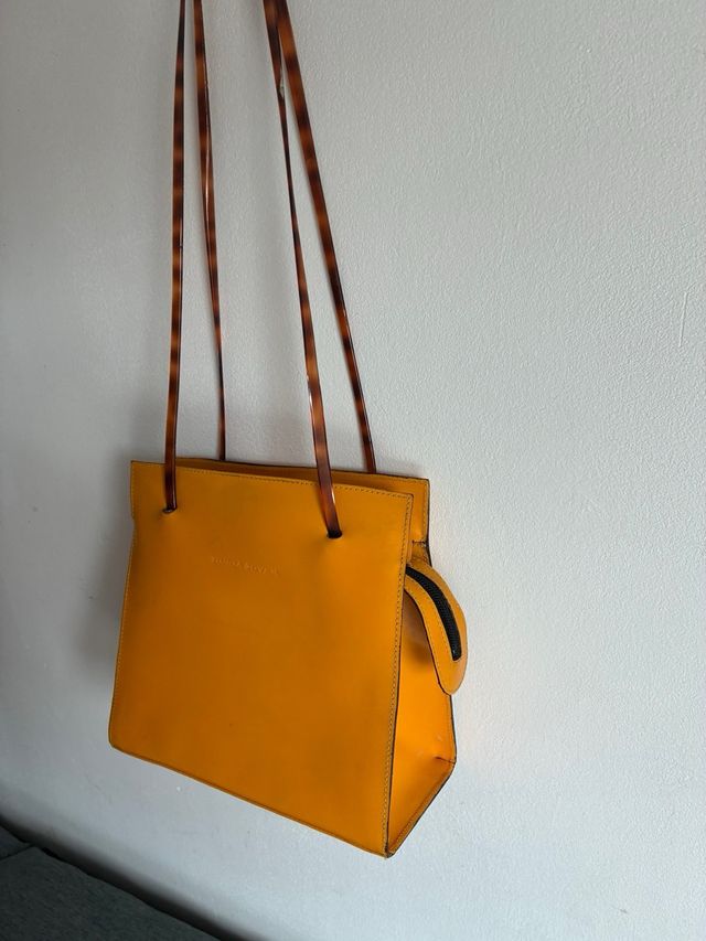 Bolso Amarillo con asas tipo carey