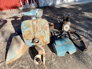 Vespa 150 Sprint del 1967 y documentación original