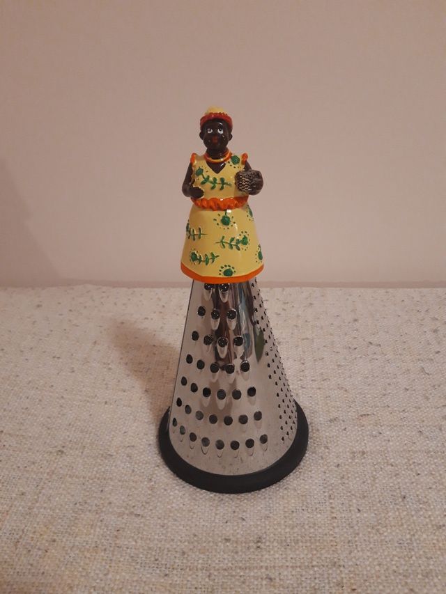 Grattugia donna in acciaio