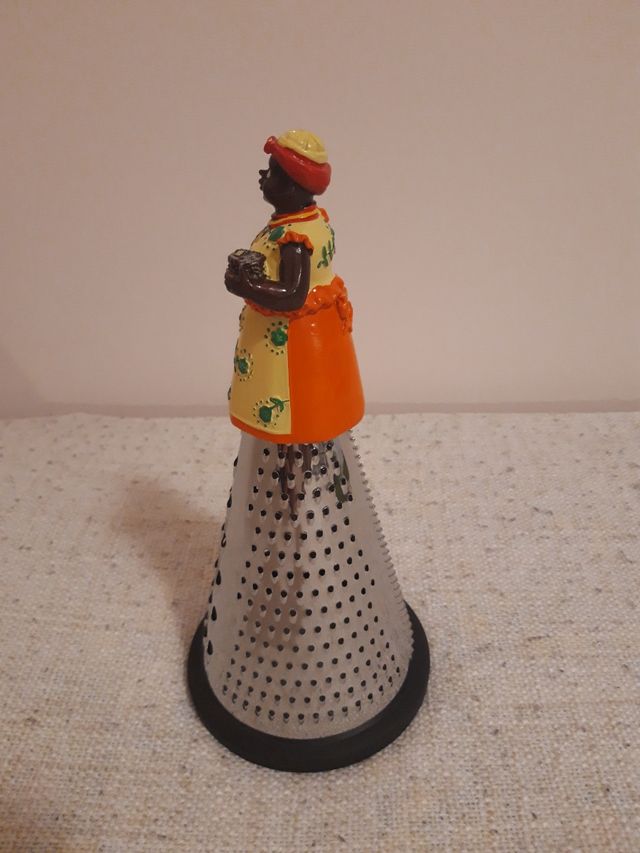 Grattugia donna in acciaio