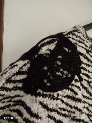 Maglia OVS fantasia zebrata con inserti neri