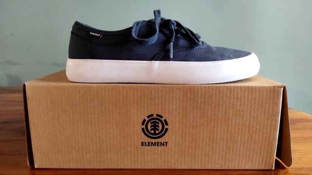 Scarpe Element blu nuove