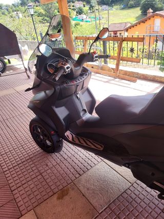 Piaggio MP3 500 Scooter 3 Ruedas