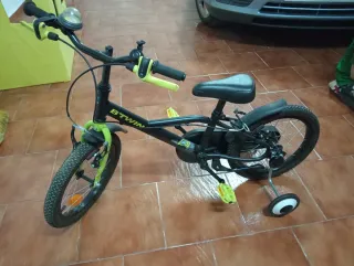 Bicicleta infantil B'TWIN 18 negra/amarilla