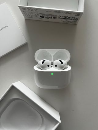 Auriculares (sin uso, nuevos) 4a generación Apple