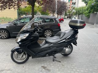 Suzuki Burgman 400 '07 Negra