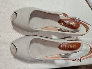 Cuñas Beige y Marrón Cómodas