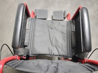 Silla de ruedas plegable