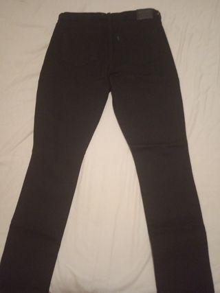 Lote 3 Pantalones Vaqueros Mujer Zara y Levis