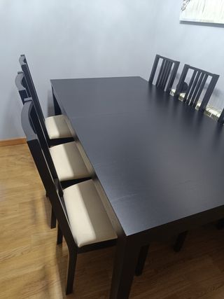 Mesa extensible IKEA y 6 sillas