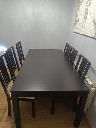 Mesa extensible IKEA y 6 sillas